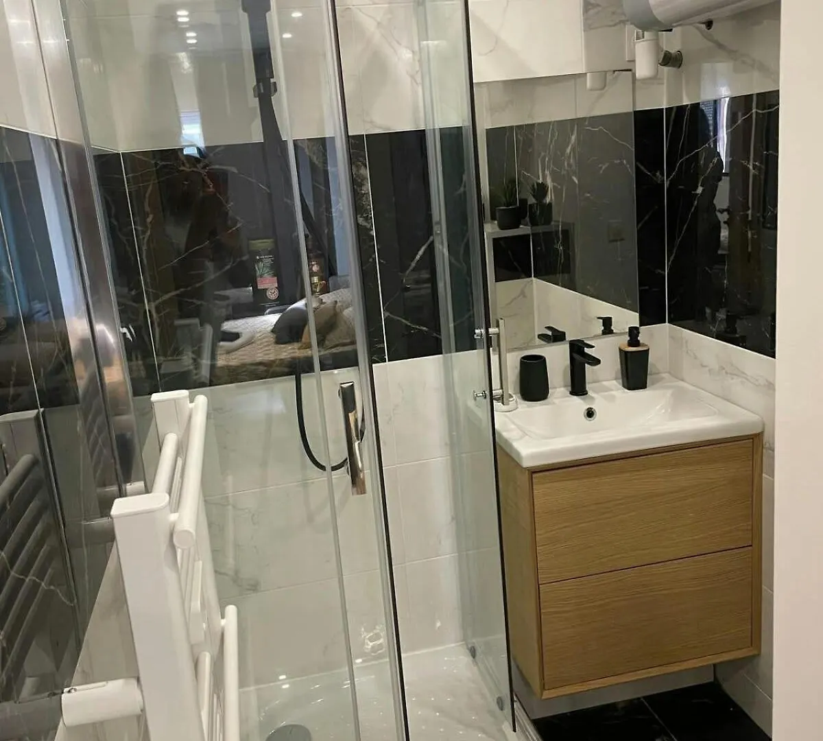 Chic And Cosy Studio Proche Parisaeroport Cdg Apartment Villepinte  France