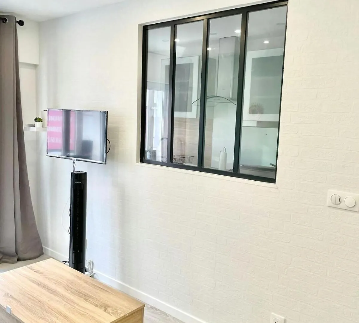 Chic And Cosy Studio Proche Parisaeroport Cdg Apartment Villepinte